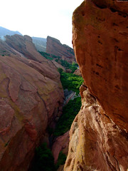 Ravine below the Largest Red Sandstone boulder • <a style="font-size:0.8em;" href="http://www.flickr.com/photos/34843984@N07/15541784491/" target="_blank">View on Flickr</a>