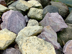 Yellow and Violet rocks • <a style="font-size:0.8em;" href="http://www.flickr.com/photos/34843984@N07/15353352109/" target="_blank">View on Flickr</a>