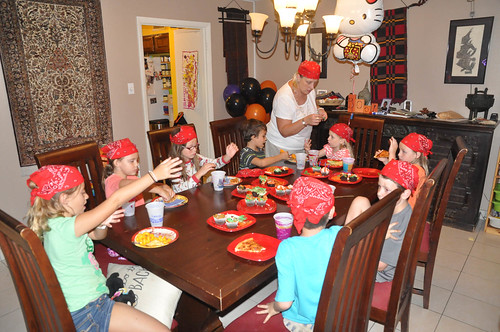 Decorating pirate cupcakes with her crew. • <a style="font-size:0.8em;" href="http://www.flickr.com/photos/96277117@N00/15381997669/" target="_blank">View on Flickr</a>