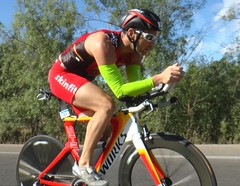 Carlos Belarra ya es un IronMan Finisher en Kona13 (1)