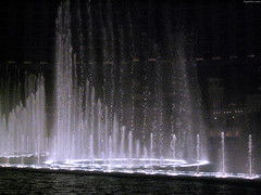 A ring of fountains at Bellagio • <a style="font-size:0.8em;" href="http://www.flickr.com/photos/34843984@N07/15361033250/" target="_blank">View on Flickr</a>