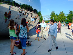 People beside The Bean • <a style="font-size:0.8em;" href="http://www.flickr.com/photos/34843984@N07/14919238574/" target="_blank">View on Flickr</a>