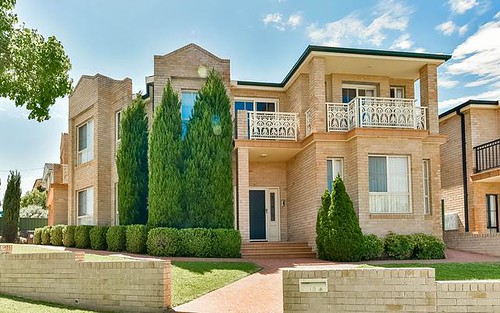 3 Farnsworth Avenue, Campbelltown NSW