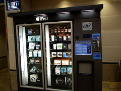 Completely Automated iPod Vending Machine • <a style="font-size:0.8em;" href="http://www.flickr.com/photos/34843984@N07/14919752693/" target="_blank">View on Flickr</a>