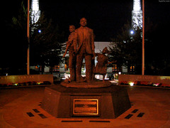 Martin Luther King "The Dream" statue by Dente • <a style="font-size:0.8em;" href="http://www.flickr.com/photos/34843984@N07/15359837560/" target="_blank">View on Flickr</a>