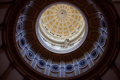 Looking up 2 floors to Colorado Capitol dome • <a style="font-size:0.8em;" href="http://www.flickr.com/photos/34843984@N07/15357703299/" target="_blank">View on Flickr</a>