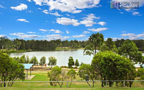 7 Waterside Grove, Woodcroft NSW
