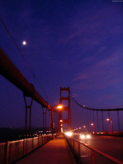 Bright moon above Golden Gate Bridge at dusk • <a style="font-size:0.8em;" href="http://www.flickr.com/photos/34843984@N07/15360033739/" target="_blank">View on Flickr</a>