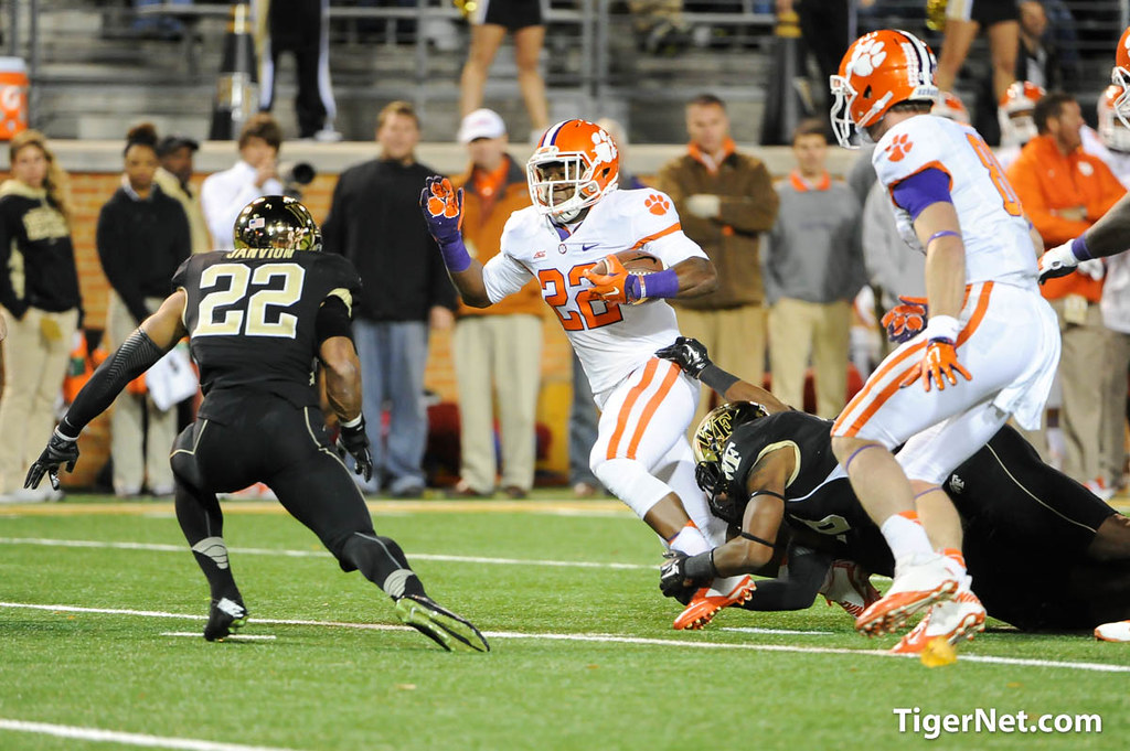 Clemson Football Photo of djhoward and Wake Forest