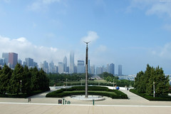Chicago Skyline from Field Museum Steps • <a style="font-size:0.8em;" href="http://www.flickr.com/photos/34843984@N07/15516317626/" target="_blank">View on Flickr</a>