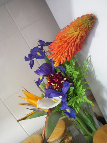 Kitchen's flower arrangement (by Orquidea)