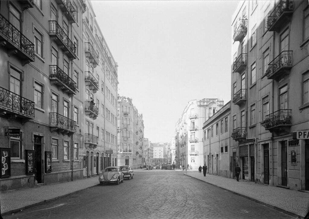 Rua José Falcão c. do n.º 9, vista de Nascente para Poente, Lisboa. Mário de Novais, c. 1960)