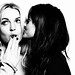 Lindsay Lohan Friend Kiss HD Wallpaper - Stylish HD Wallpapers